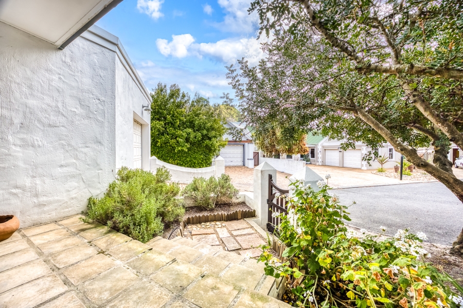 4 Bedroom Property for Sale in Zevendal Western Cape